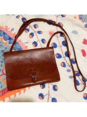 Lucky Brand 100% Leather Purse